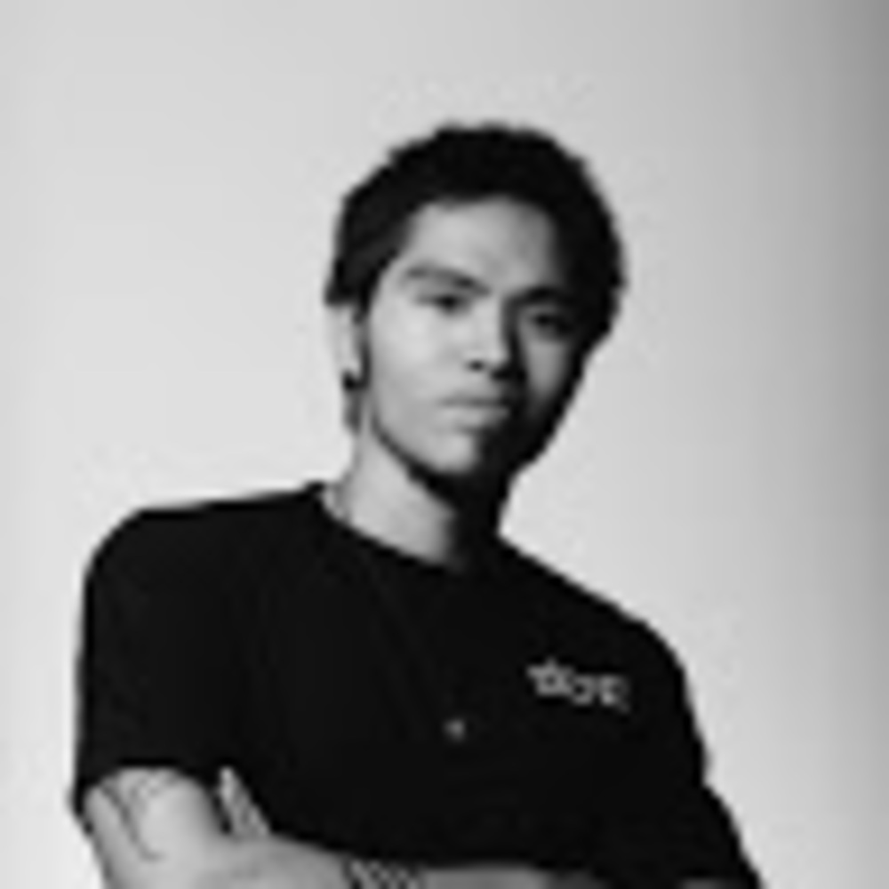 Meet your Posher, Jayr